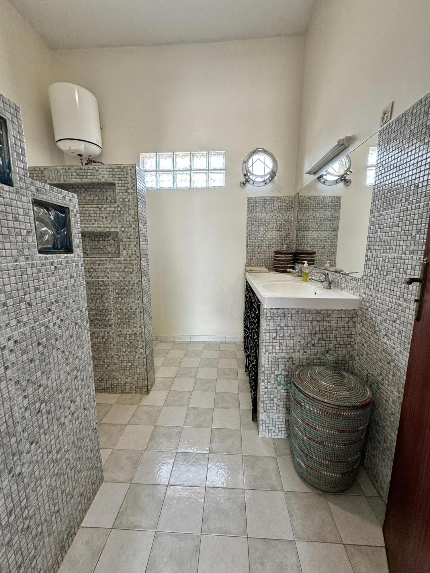 Отель Kayzen House Ngaparou Номер фото