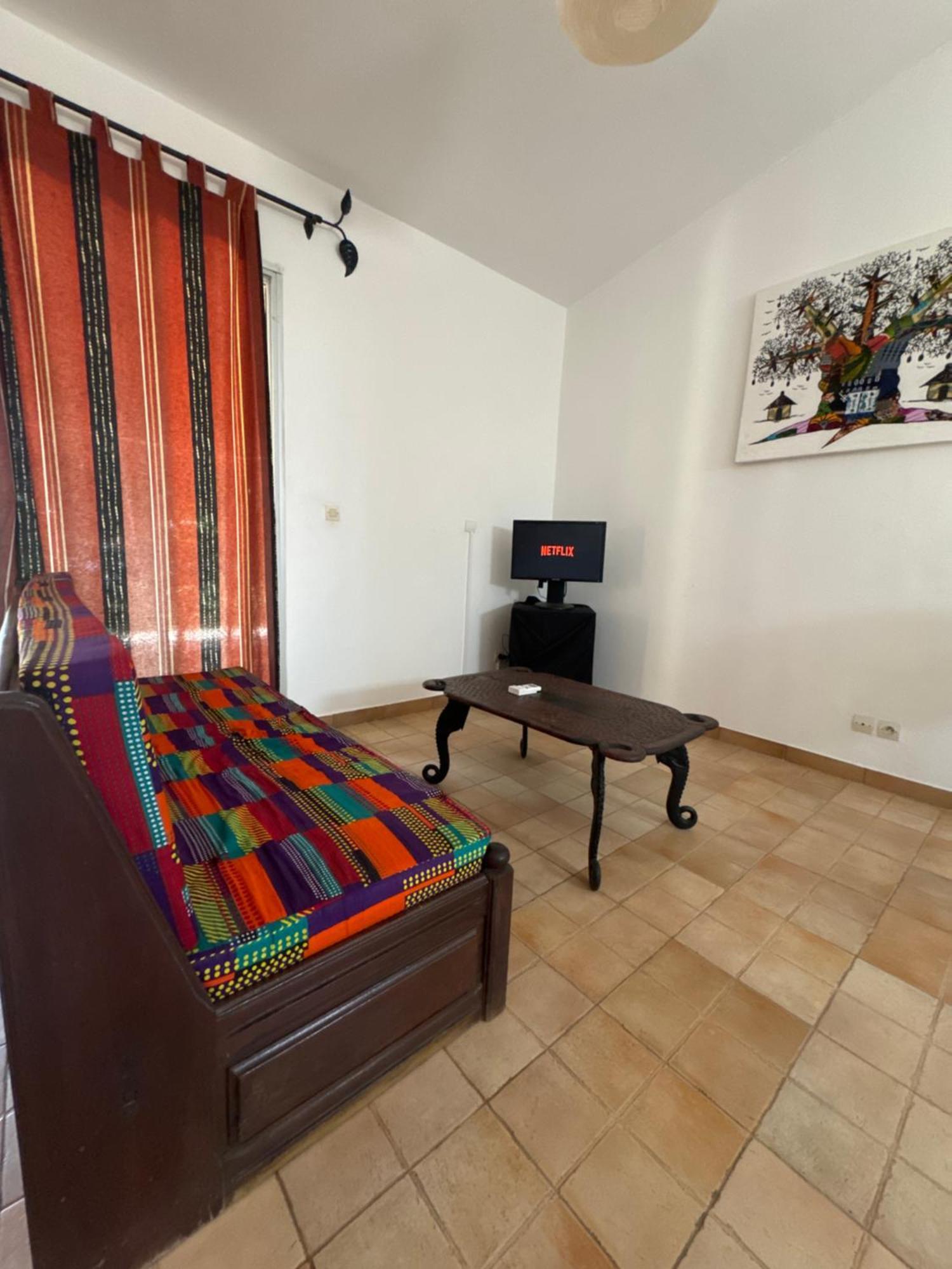 Отель Kayzen House Ngaparou Экстерьер фото